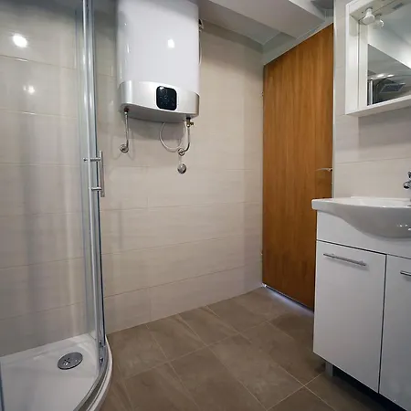 Miho Appartement *
